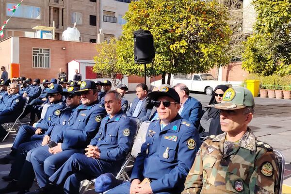 آیین نواختن گلبانگ انقلاب اسلامی با حضور استاندار فارس