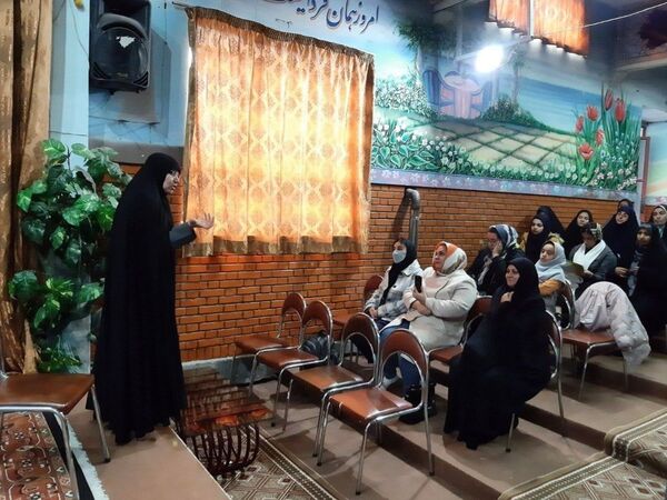 دومین نشست صمیمانه رابطین کانون‌های فرهنگی ناحیه ۲