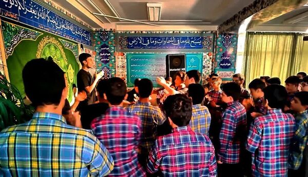 آخرین جلسه هفتگی، هیات الشهدای دبیرستان شهدای مدافع حرم منطقه ۱۰