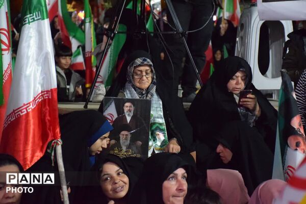تجمعات شبانه در نجف آباد