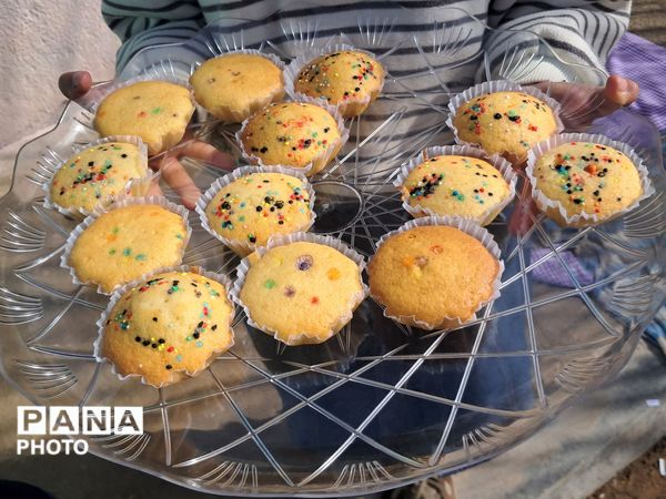 برپایی بازارچه دانش آموزی در دبیرستان شاهد هاجرشهرستان کاشمر