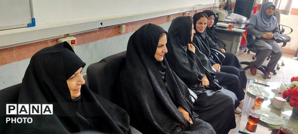 خاطره‌سازان در بهار آزادی؛ گردهمایی پیشکسوتان تعلیم و تربیت 