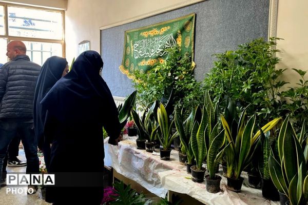 عطر گل‌ها و رنگ هنر در مدرسه فنی‌وحرفه‌ای هجرت به هم آمیخت