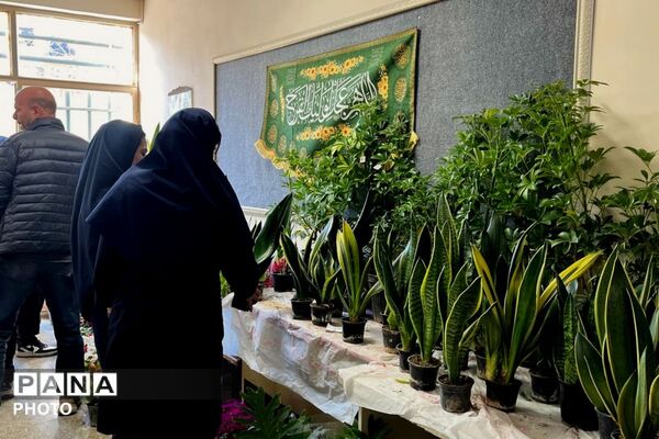 عطر گل‌ها و رنگ هنر در مدرسه فنی‌وحرفه‌ای هجرت به هم آمیخت