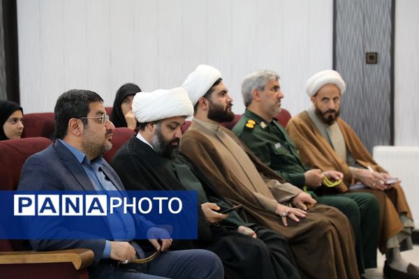 اعزام دانش‌آموزان منطقه کهریزک به اردوی راهیان نور