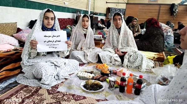 برگزاری مراسم اعتکاف توسط دانش آموزان دبیرستان شهدای فرهنگی ۲