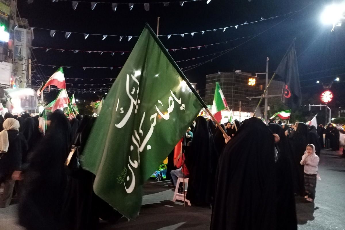 تداوم حضور در خیابان‌ها؛ رمز اتحاد و پیروزی