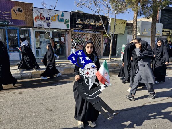 برگزاری راهپیمایی ۱۳ آبان با حضور پرشور مردم در شهرستان خواف 