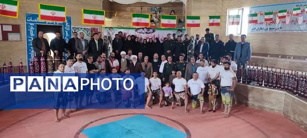 نواختن زنگ زورخانه ای و پهلوانی در شهرستان سلسله 