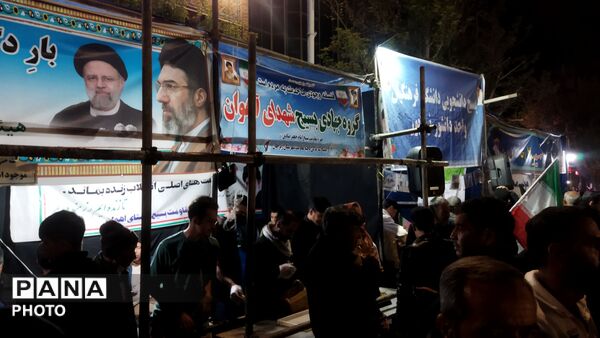 موکب ها در سراسر حسینیه امام خمینی آماده خدمت هستند 