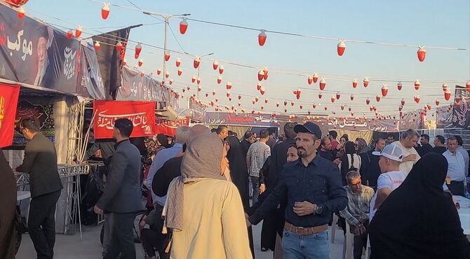 گفت‌وگو با مسئولان در حاشیه اسکان زائران