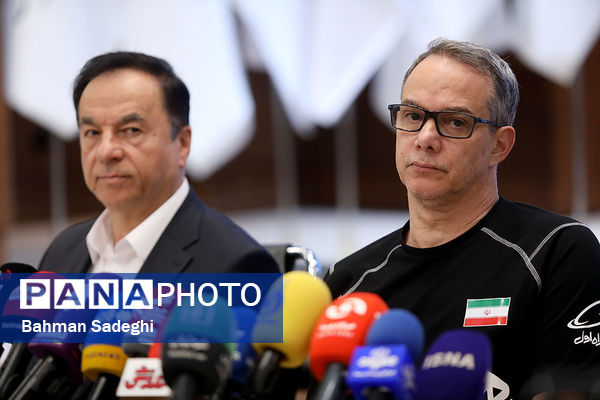 نشست خبری مربی تیم ملی والیبال