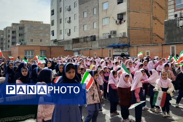 از کلاس درس تا شکوه انقلاب؛ شور دانش آموزی،  شور فجر