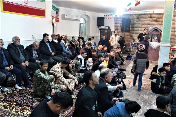 گرامیداشت یاد و خاطره ۱۵ شهید والامقام روستای مومن آباد قم