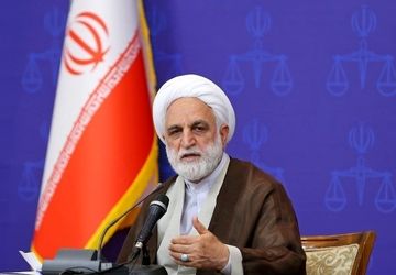 لزوم نگاه جامع و غیربخشی مسئولان به نظام سازمانی و نظام اداره کشور برای حل مشکلات