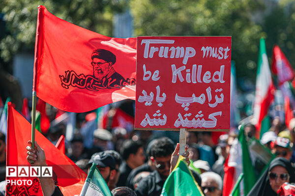 تشییع پیکر رهبر شهید انقلاب در مشهد مقدس-۲