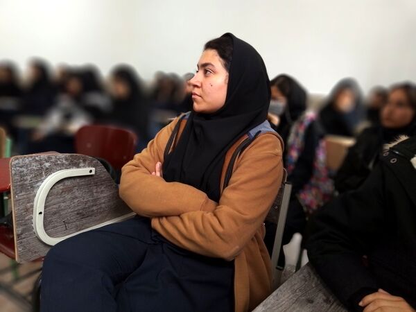 برگزاری جلسه مشاوره تحصیلی در دبیرستان دخترانه رفعت
