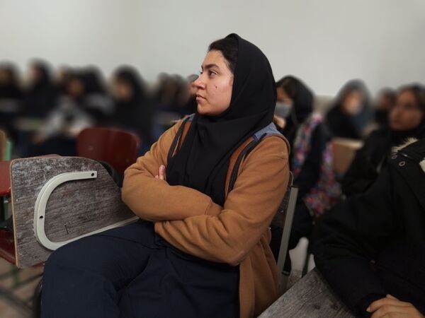 برگزاری جلسه مشاوره تحصیلی در دبیرستان دخترانه رفعت