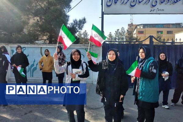 طنین غیرت و بیداری نسل نو در برابر استکبار