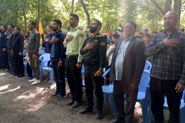 پیادروی خانوادگی در روستای مارکده سامان
