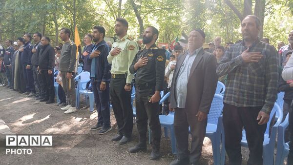 پیادروی خانوادگی در روستای مارکده سامان