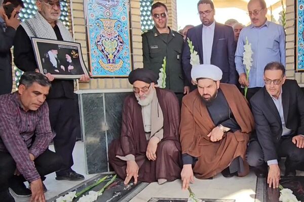 مراسم سالروز شهادت شهید بهشتی و ۷۲ یار انقلاب و چهلمین روز از شهادت رییس‌جمهور و شهدای خدمت در ورامین