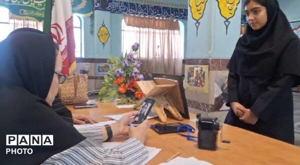 داوری مرحله استانی جشنواره نوجوان خوارزمی در محور «بازارچه» با رقابت ایده‌های نوآورانه دانش‌آموزان 