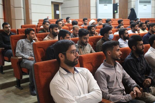 دوره توانمندسازی طلاب و روحانیون در بندرعباس