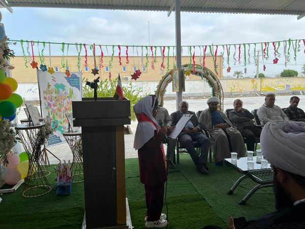 جشن شکوفه‌ها در سیریک؛ آغاز مسیر یادگیری نوآموزان