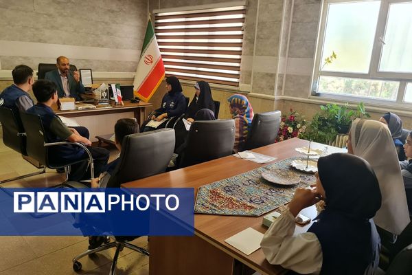 دیدار مسئولان اداره آموزش و پرورش پردیس با خبرنگاران پانا 