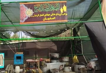 برپایی موکب انصارالرضا(ع) در شهر حبیب‌آباد