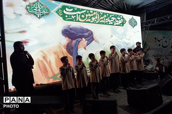 تداوم تجمعات شبانه در میدان امام خمینی (ره)