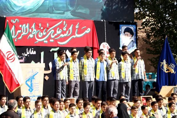 راهپیمایی با شکوه ۱۳ آبان ماه در شهرستان آباده