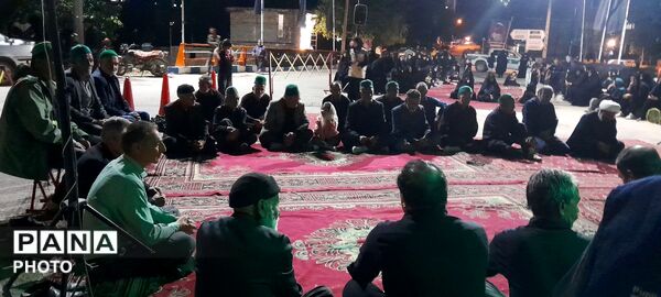 عزاداری و زنجیر زنی  شب هفتم ماه محرم در حسینیه شهدای شهر بار  