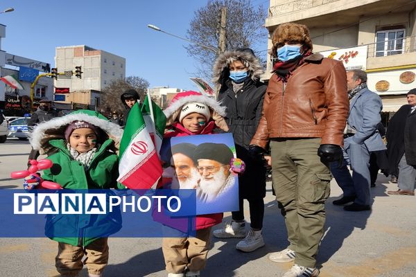 حماسه باشکوه راهپیمایی22 بهمن دراستان اردبیل 