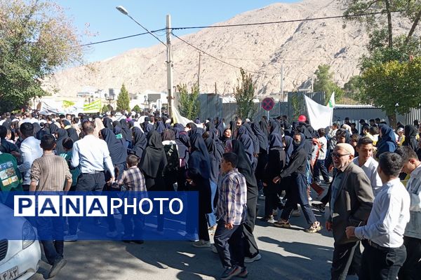 قدرت نمایی ایران با راهپیمایی 13 آبان 