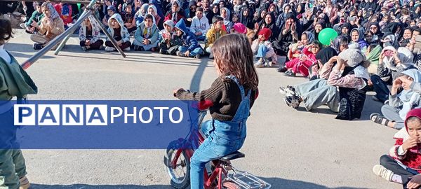 حضور پر رنگ کودکان در جشن باستانی چله خرد کاشمر