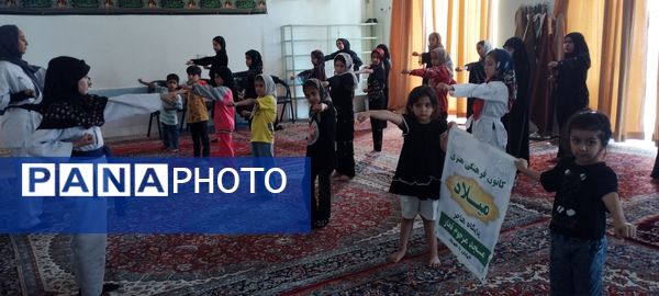 کلاس‌های تابستانه در کانون فرهنگی و هنری میلاد 