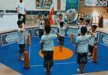 هنر پهلوانی به یاد شهیدان در بیجار