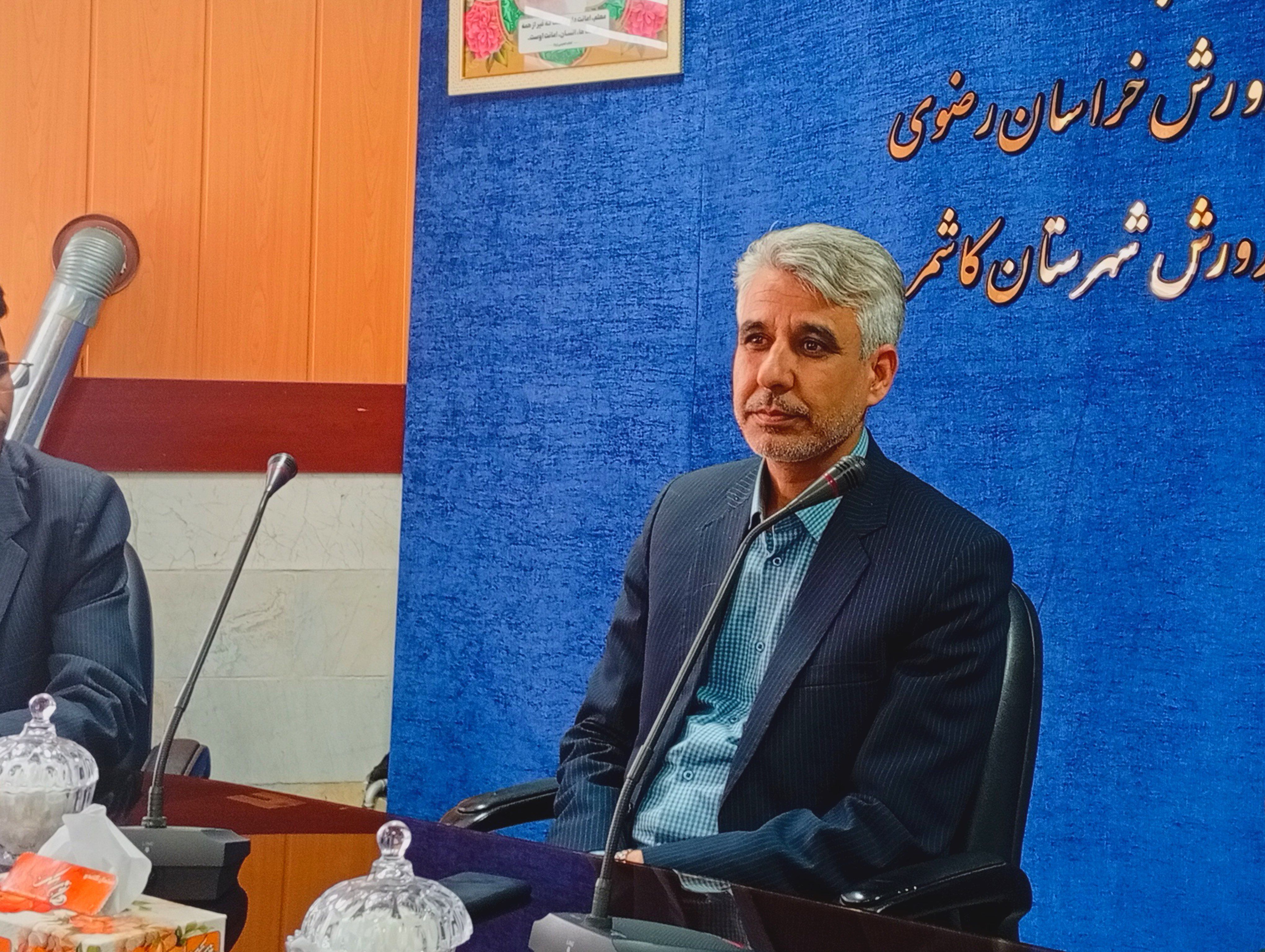 خبرنگاران تلاشگران عرصه فرهنگ و رسانه هستند 