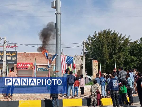 راهپیمایی 22 بهمن در لارستان 