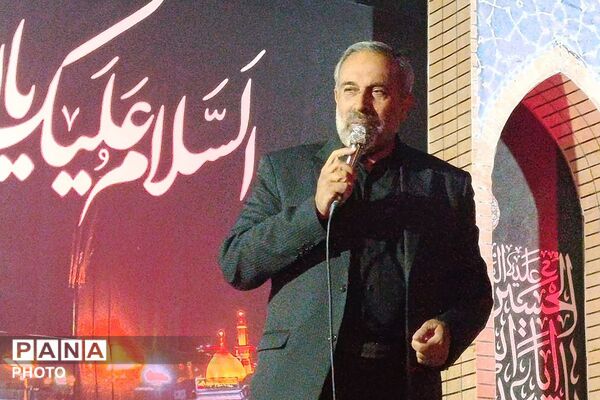 شبِ ۱۱۱؛ تبلورِ همدلی و آرامش در میدان شهید بروجردی