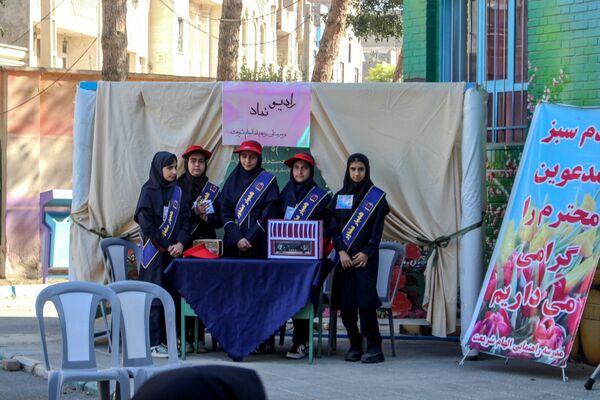 آیین بزرگداشت هفته بهداشت روان و انتخابات همیار مشاوران