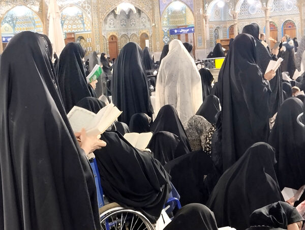 مراسم نخستین شب قدر در حرم حضرت معصومه(س)