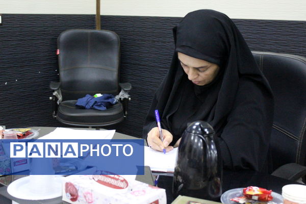 نشست تخصصی کارشناسان سواد آموزی استان بوشهر