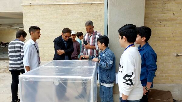 هشتمین نمایشگاه علمی - پژوهشی دانش‌آموزی «فن کشف راز» در کاشان