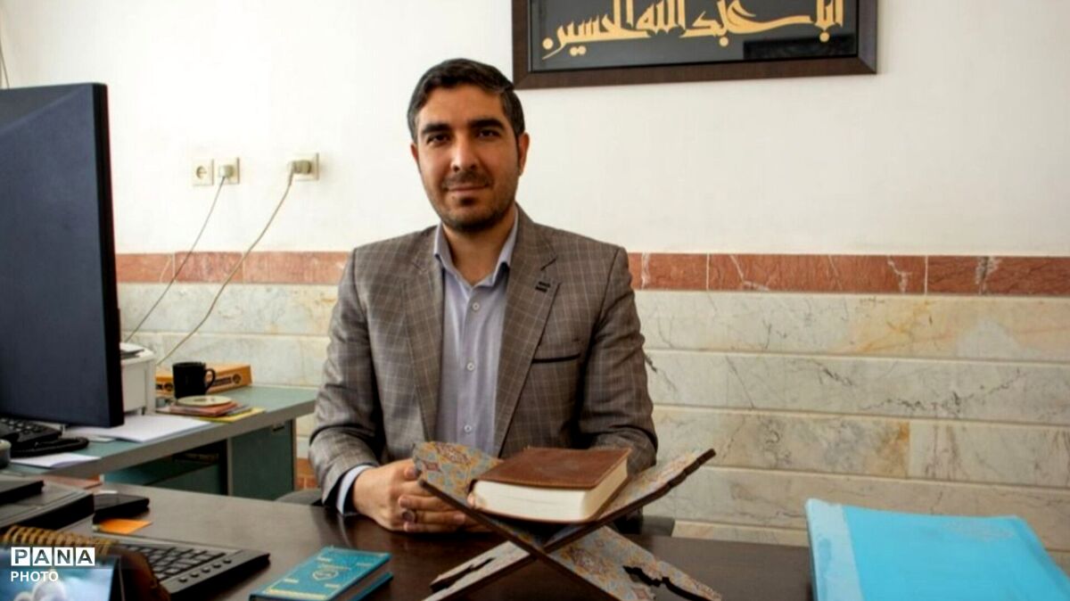 یکی از مهمترین اهداف ما پیوند دانش‌آموزان با مدارس و پایگاه‌های رسمی آموزش و پرورش در فصل تابستان است