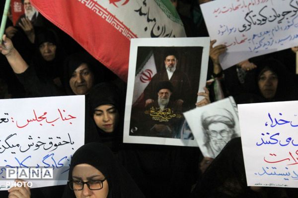 اقتدار در میدان؛ ترویج فرهنگ دفاعی با آموزش‌های عملی در ورامین