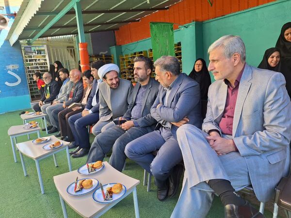 جشن کتابنوش در ناحیه۶ مشهد