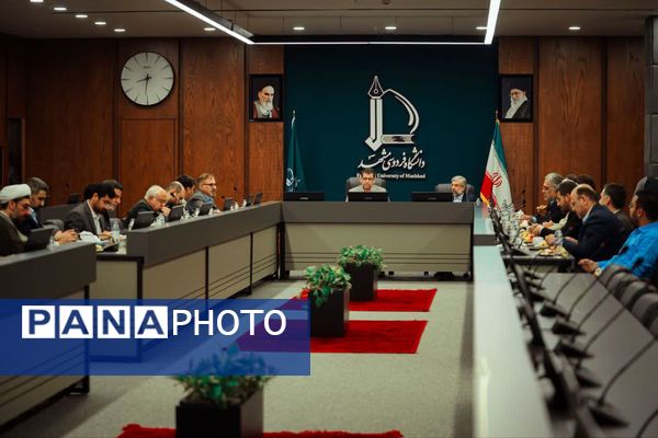 امضای تفاهم‌نامه تأسیس اتاق همکاری مشترک میان دانشگاه فردوسی مشهد و آستان قدس رضوی